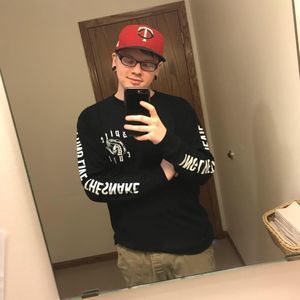 Meet your Posher, Brady